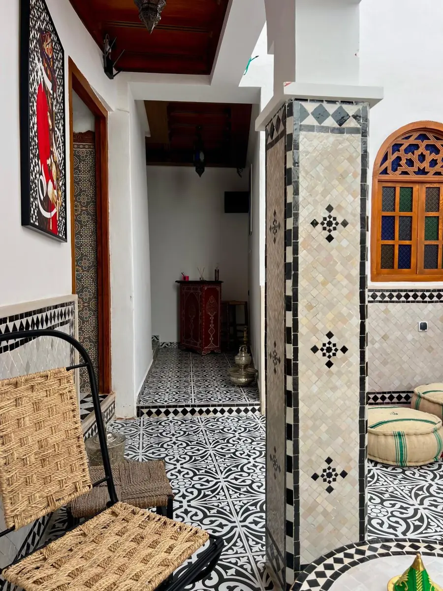 Le passage du patio vers une chambre