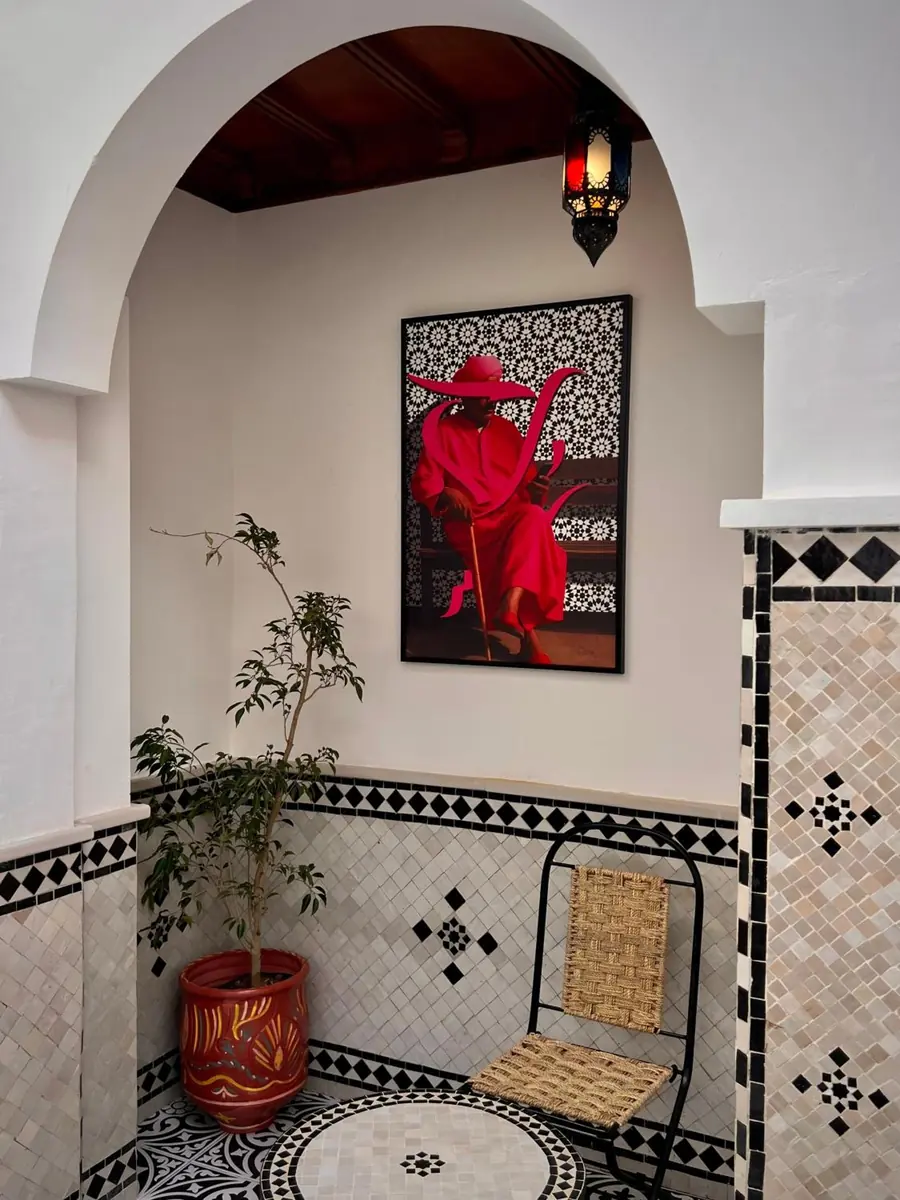 Un arc du patio et sa lanterne